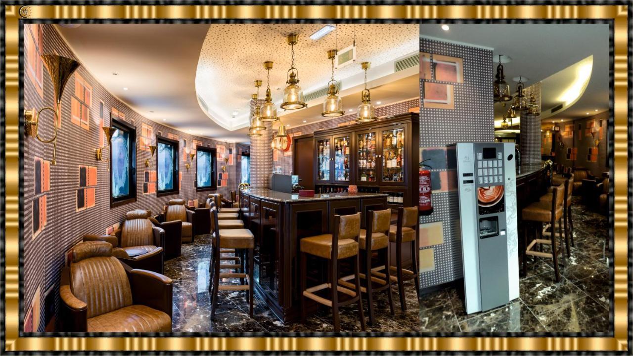 Hotel Jaguar Oporto - Airport To Hotel And City Center And Vice-Versa Is A Free And Continuous Shuttle Service From 7Am To 8Pm المظهر الخارجي الصورة